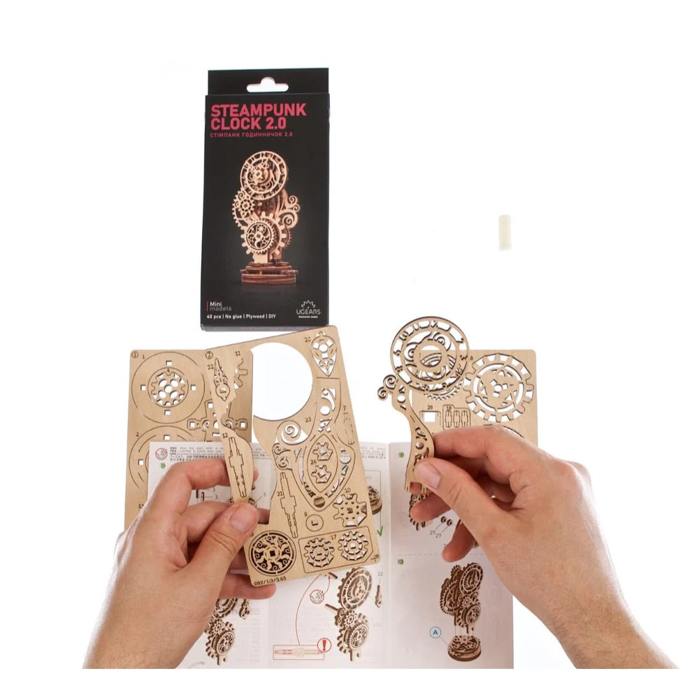 Ugears 70219 Steampunk Clock 2.0 43pc - Image 3