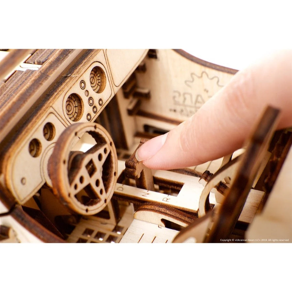 Ugears 70052 Roadster VM-01 437pc - Image 15