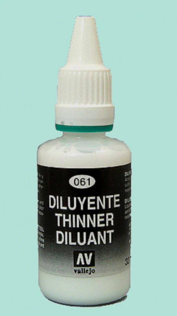 Vallejo 71061 Airbrush Thinner 32ml - Image 3