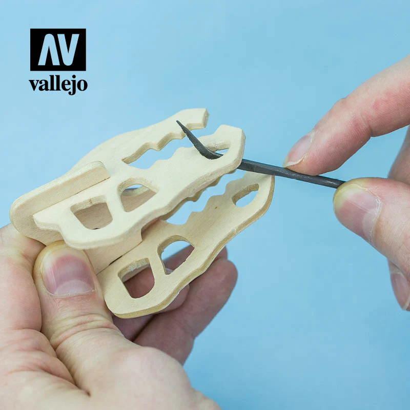 Vallejo Hobby Tools T03003 Set of 10 Curved Files - Image 3