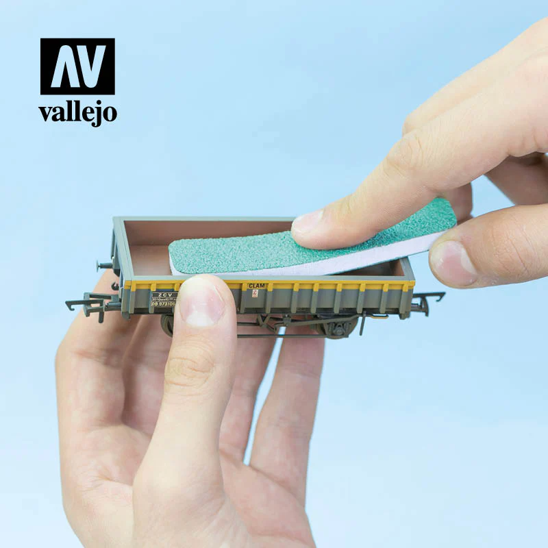 Vallejo Hobby Tools T04001 Set of 3 Flexi Sander Dual Grit 90x19x6mm - Image 2