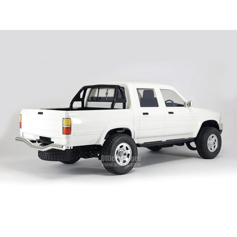 WPL 1/16 RC Hilux Truck - Image 4
