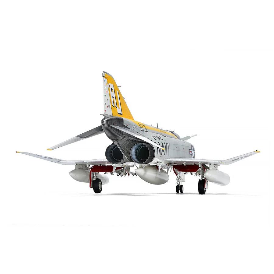 Zoukei Mura SWS4809 1/48 F-4J Phantom II Navy - Image 8